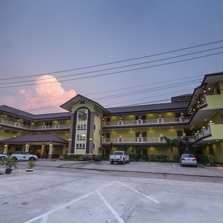 Hotel The Muk Lagoon Mukdahan Exterior foto