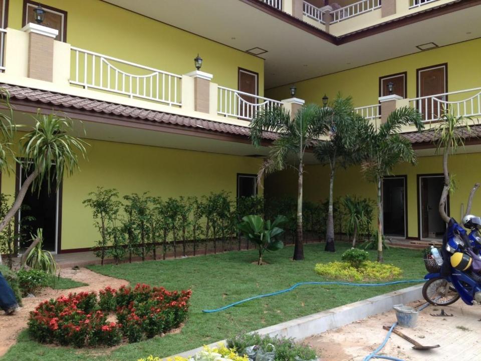 Hotel The Muk Lagoon Mukdahan Exterior foto